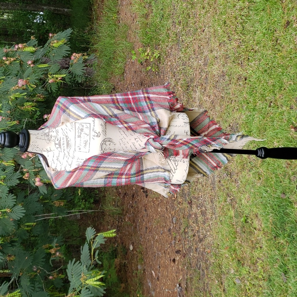 Wander Agiro Lady's Scarf